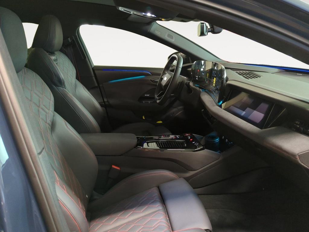 Audi S6 e-tron