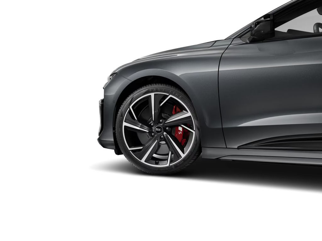 Audi S6 e-tron