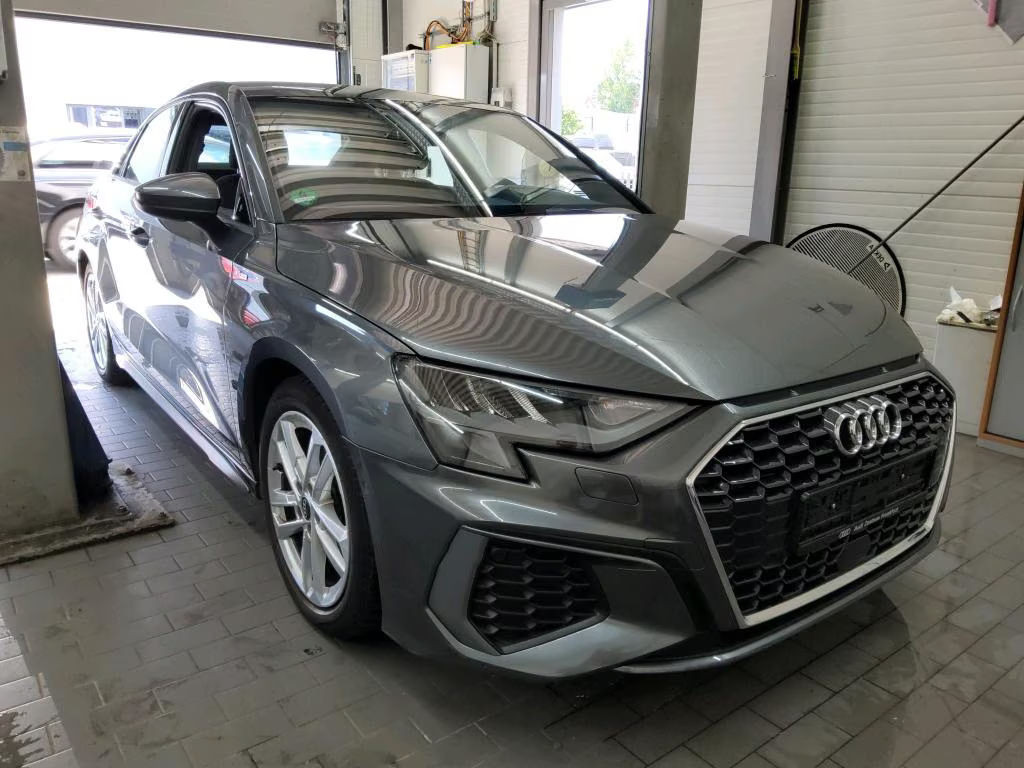 Audi A3 Sedan S-Line 35 TDI