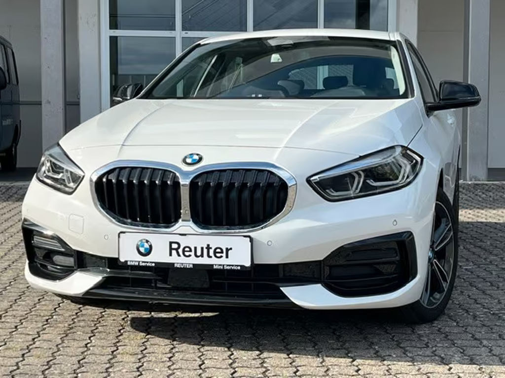 BMW 1 Serie 118 Sport Line Sedan 118i