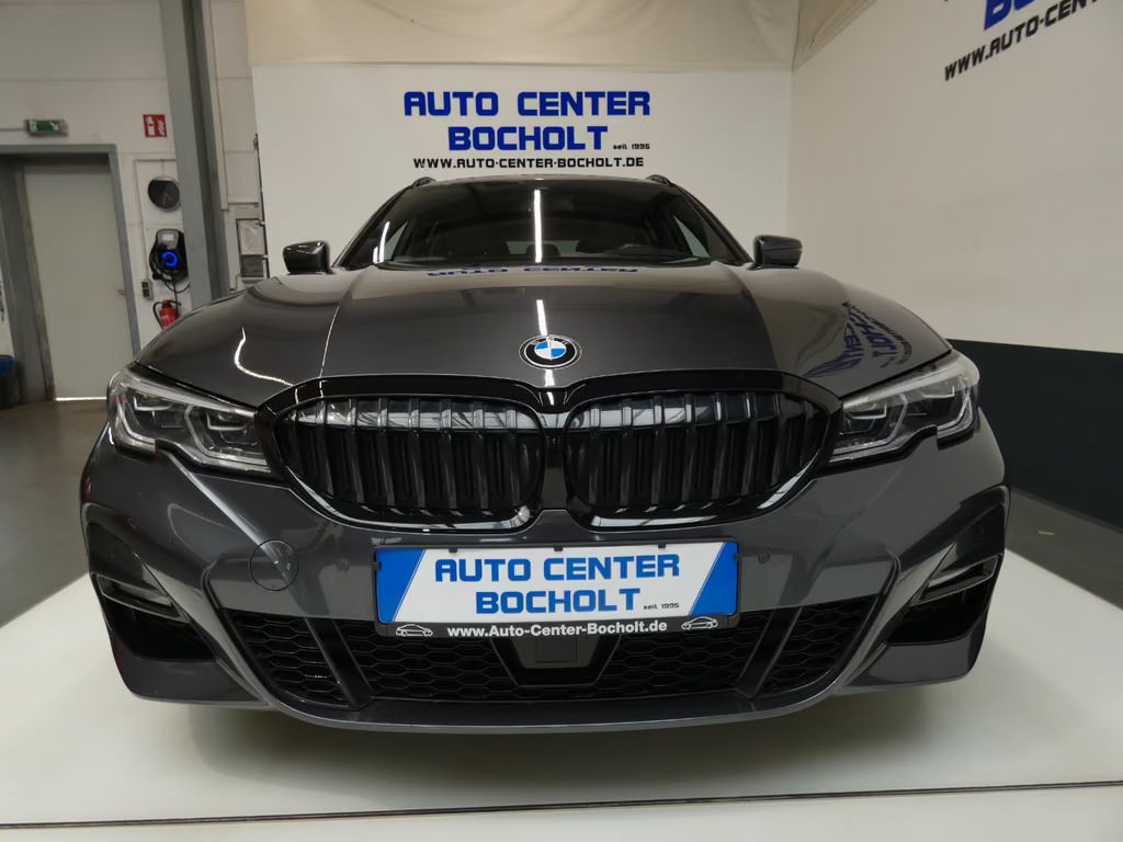BMW 3 Serie 330 M-Sport xDrive 330d