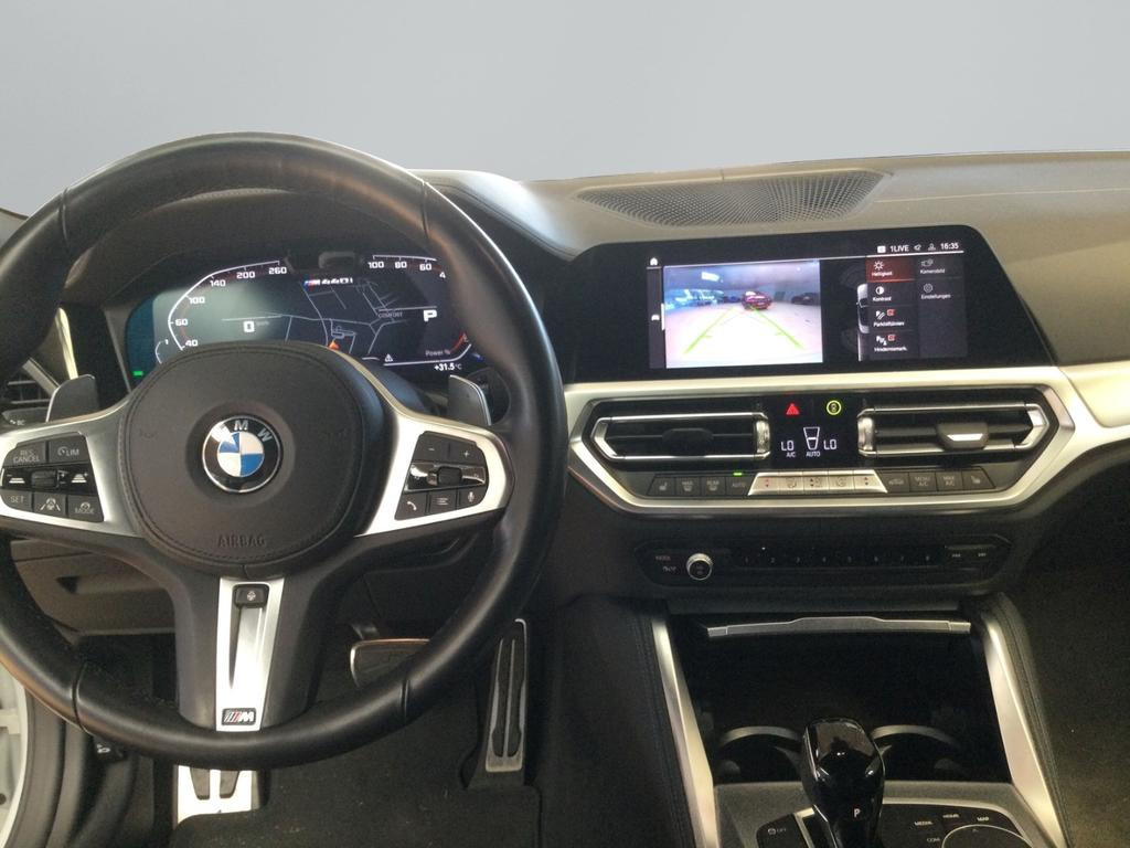 BMW M440