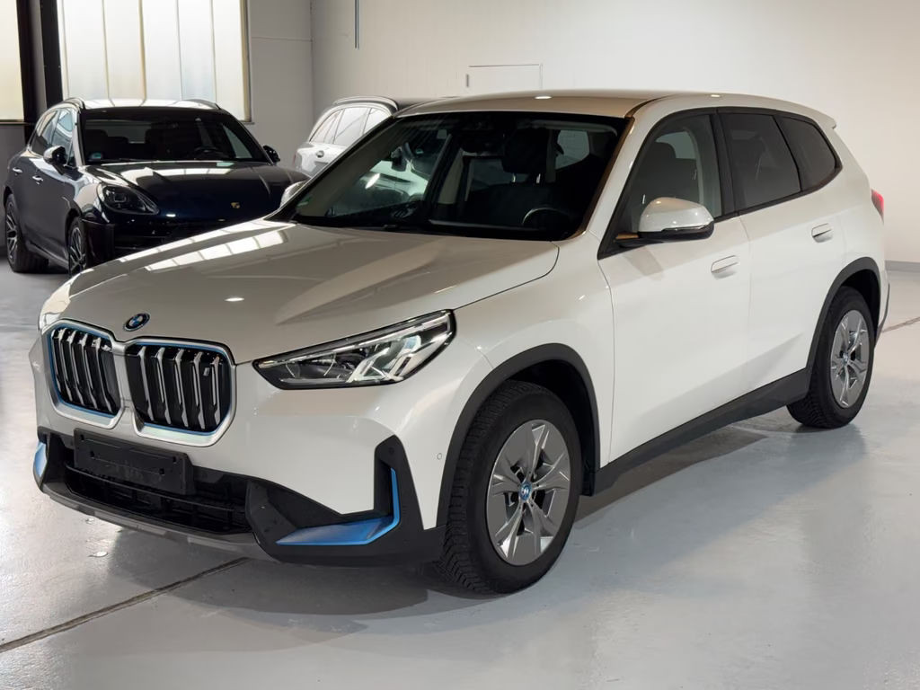 BMW iX1 xDrive