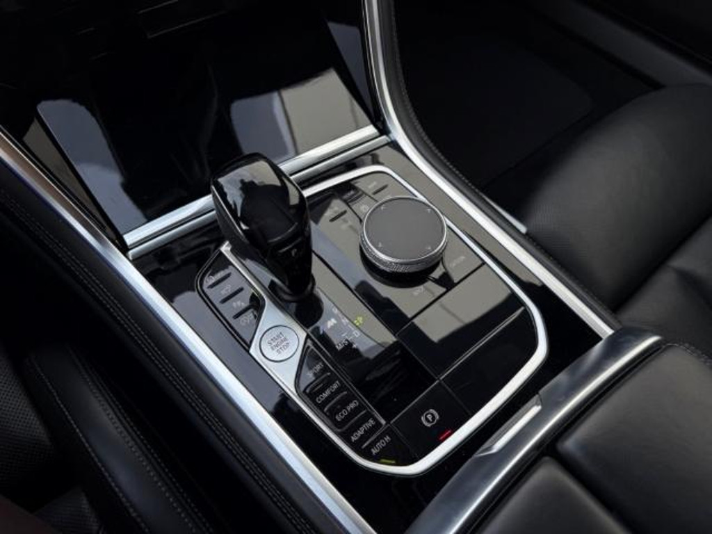 BMW M850