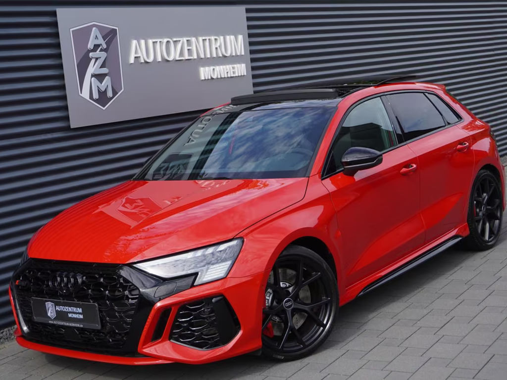 Audi RS3 Sportback Sedan Quattro