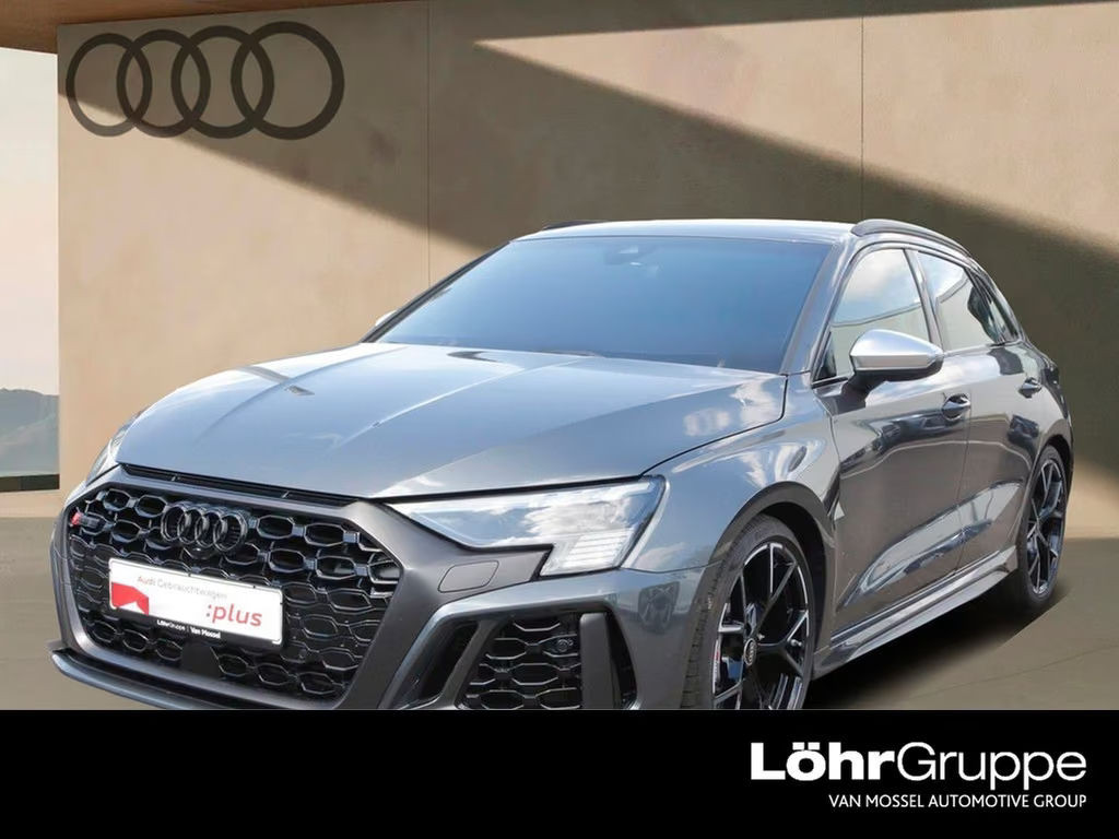 Audi RS3 Sportback Sedan Quattro