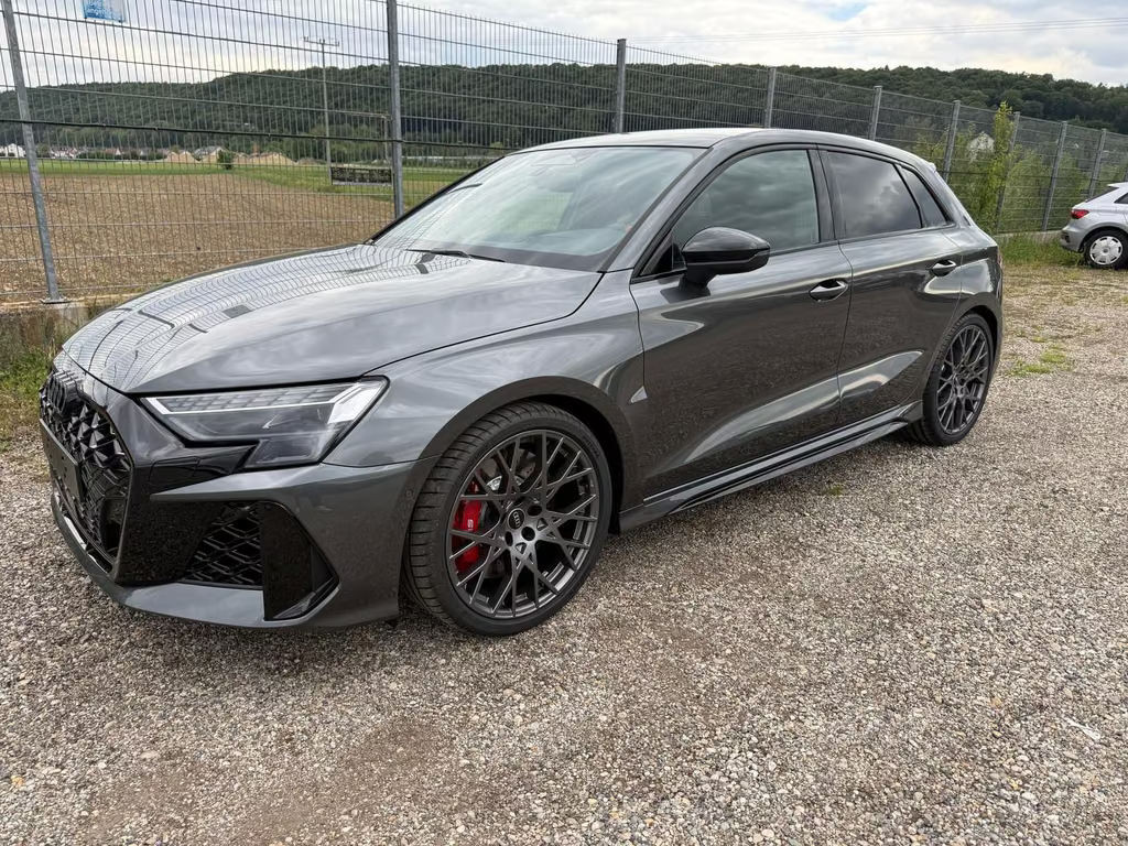 Audi RS3 Sportback Sedan