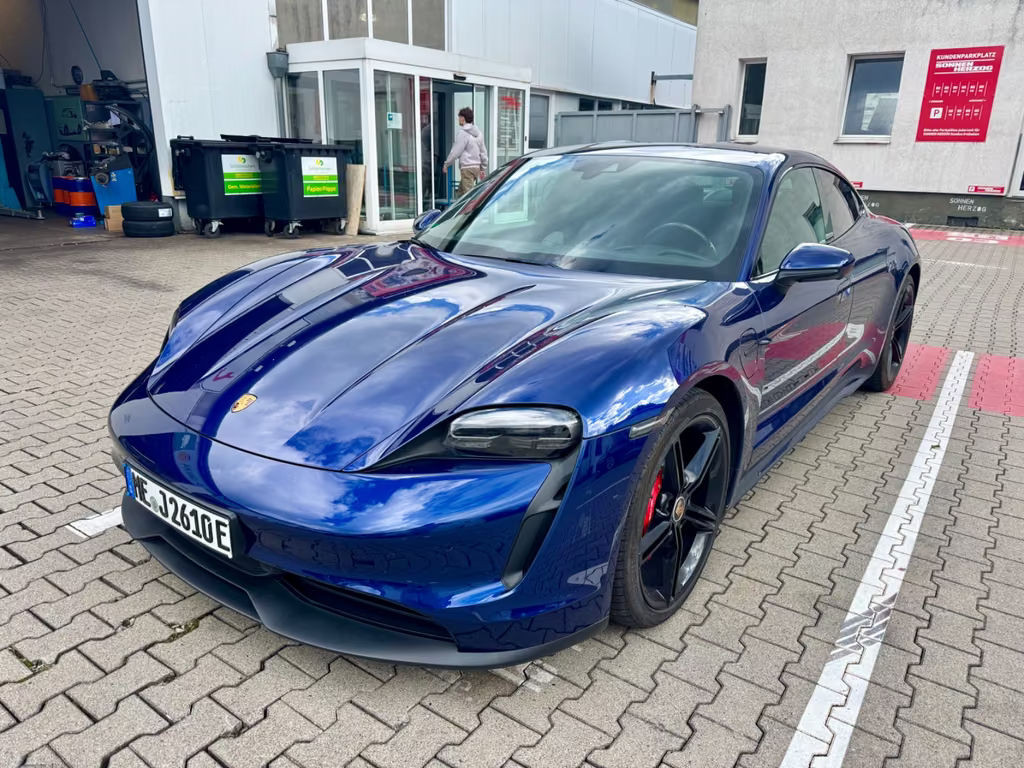 Porsche Taycan S 4