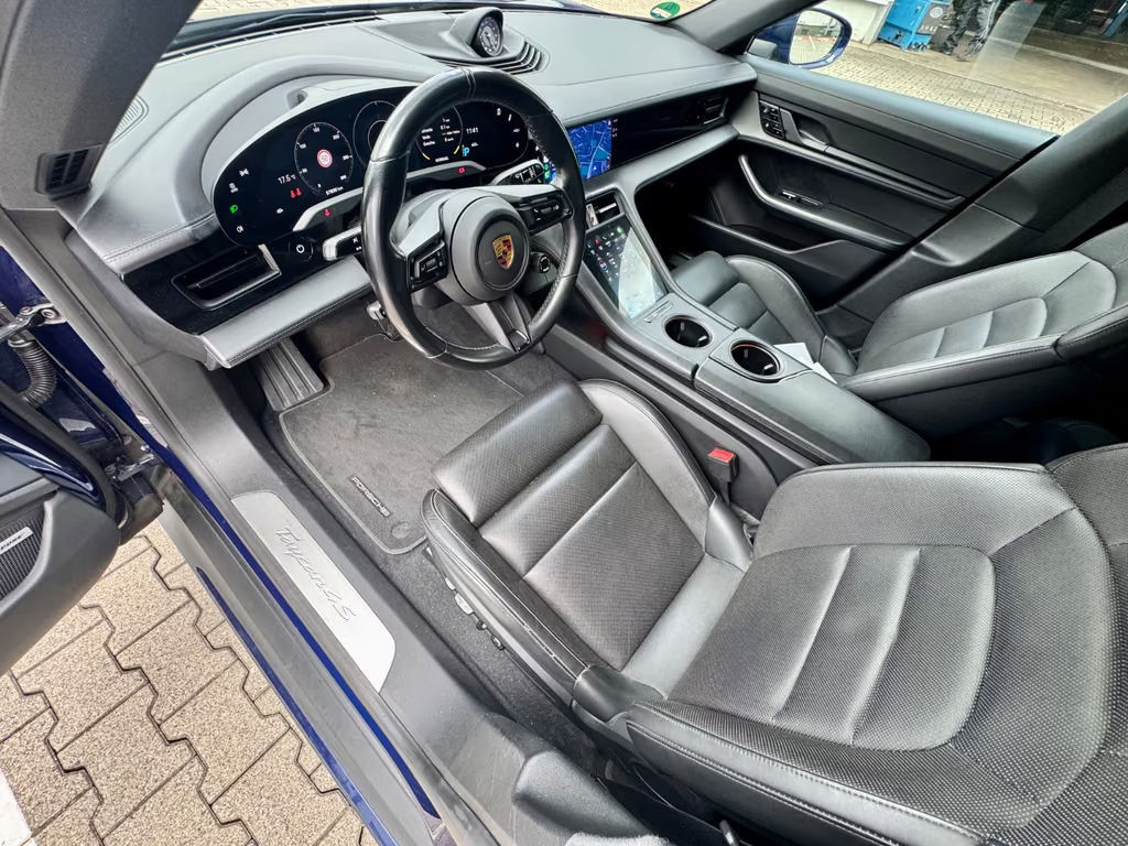 Porsche Taycan