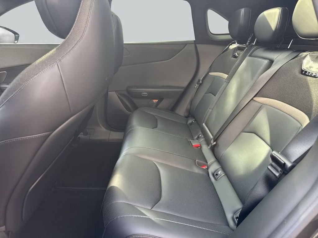 Mazda CX-6e