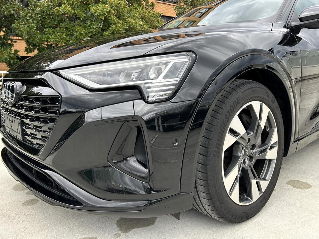 Audi Q8 e-tron