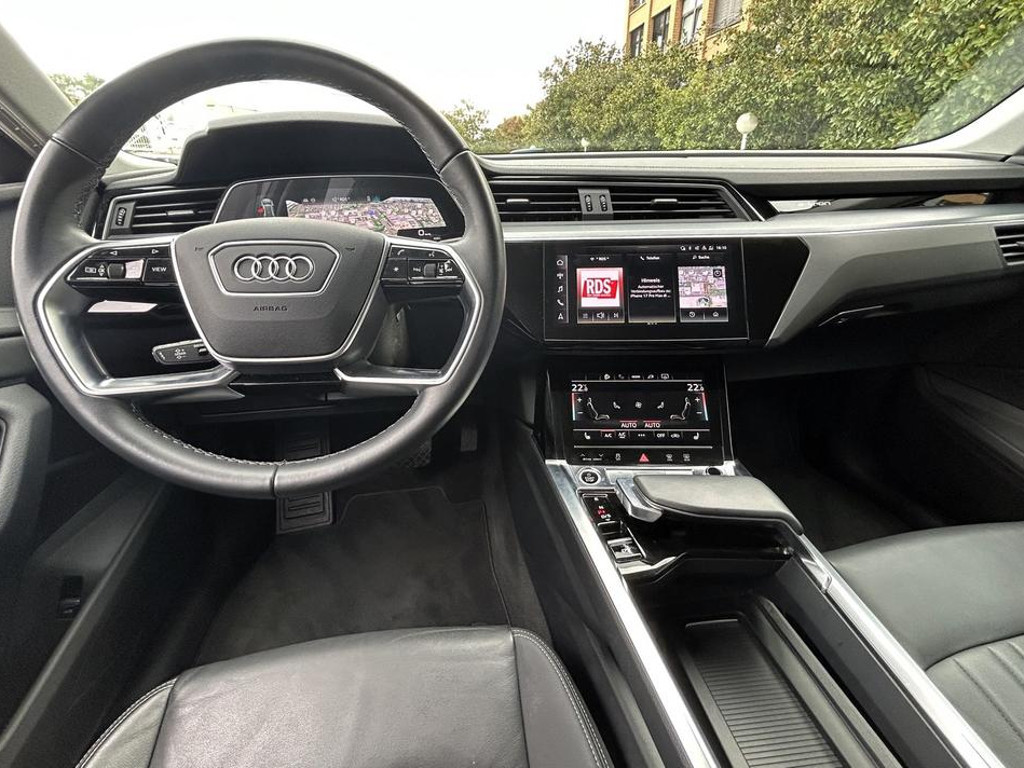 Audi Q8 e-tron