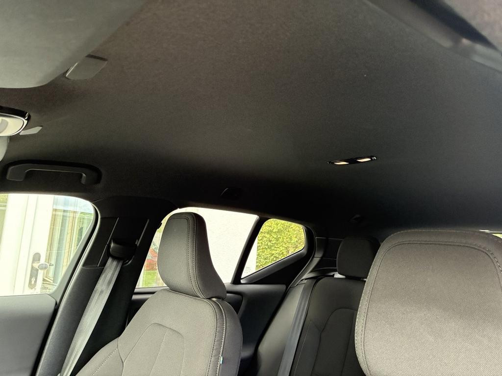 Volvo EX40