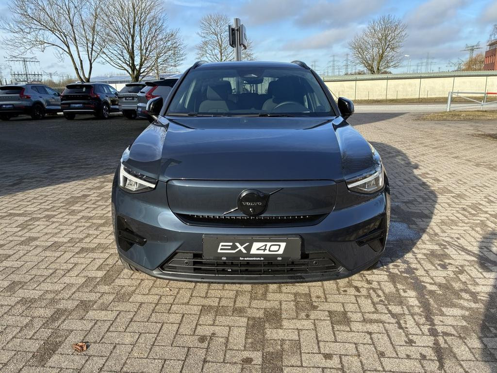 Volvo EX40