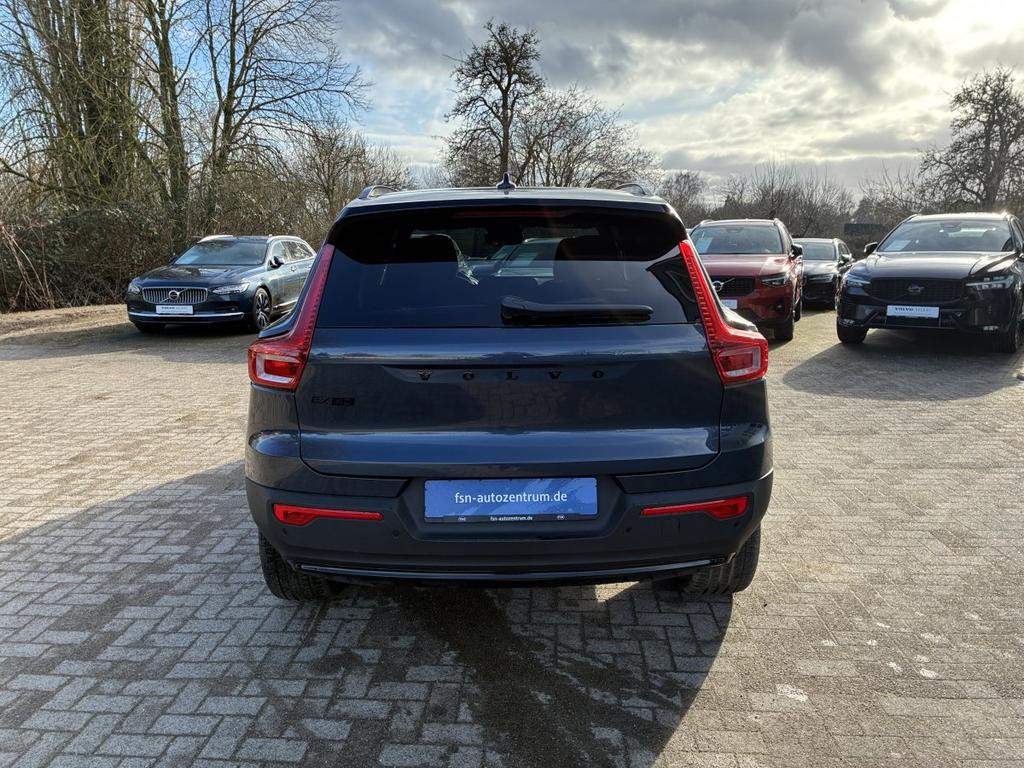 Volvo EX40