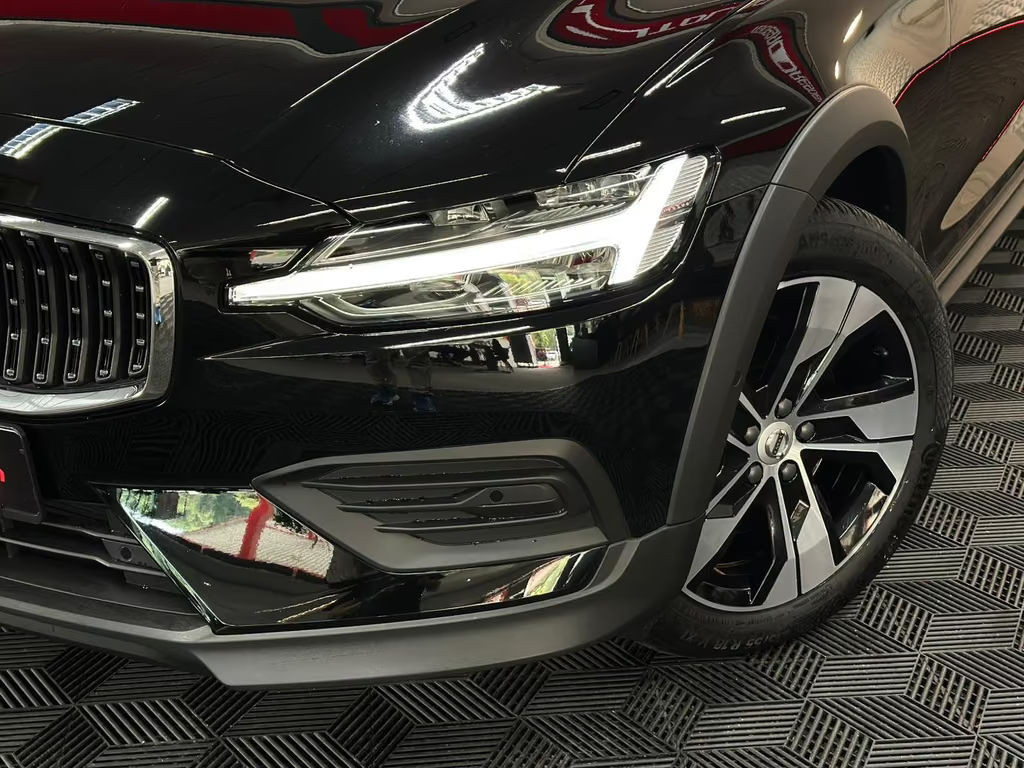 Volvo V60 Cross Country
