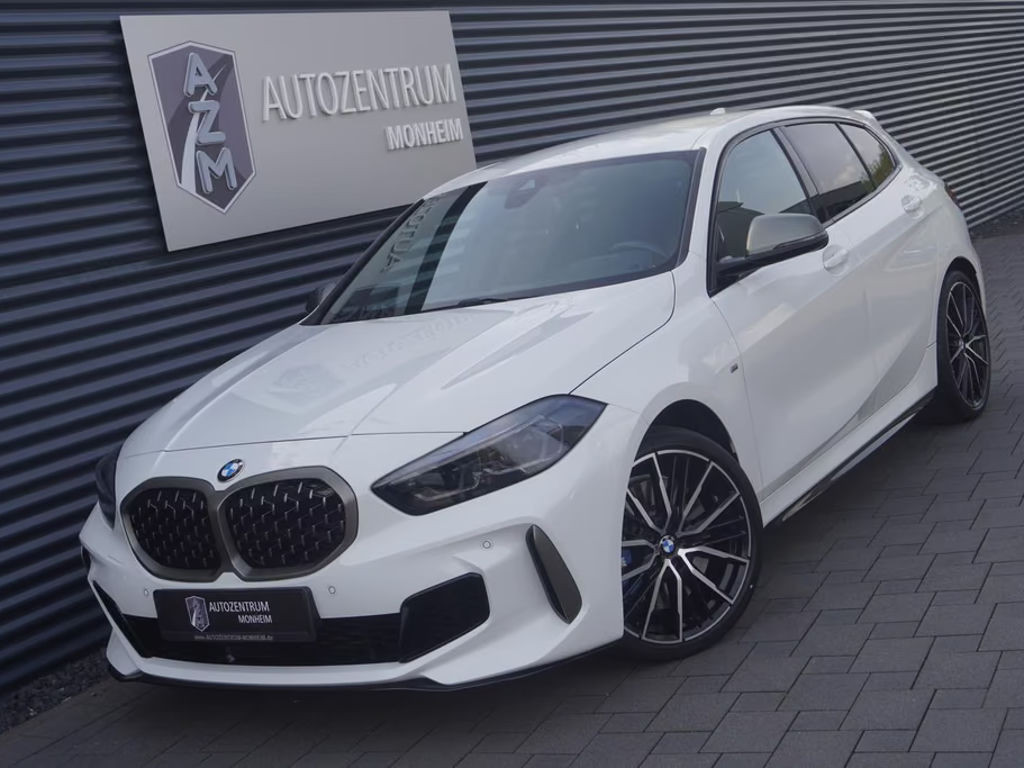 BMW 1 Serie 135 xDrive Sedan 135i