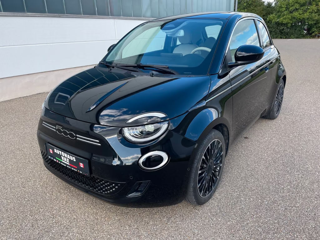 Fiat 500e by Bocelli