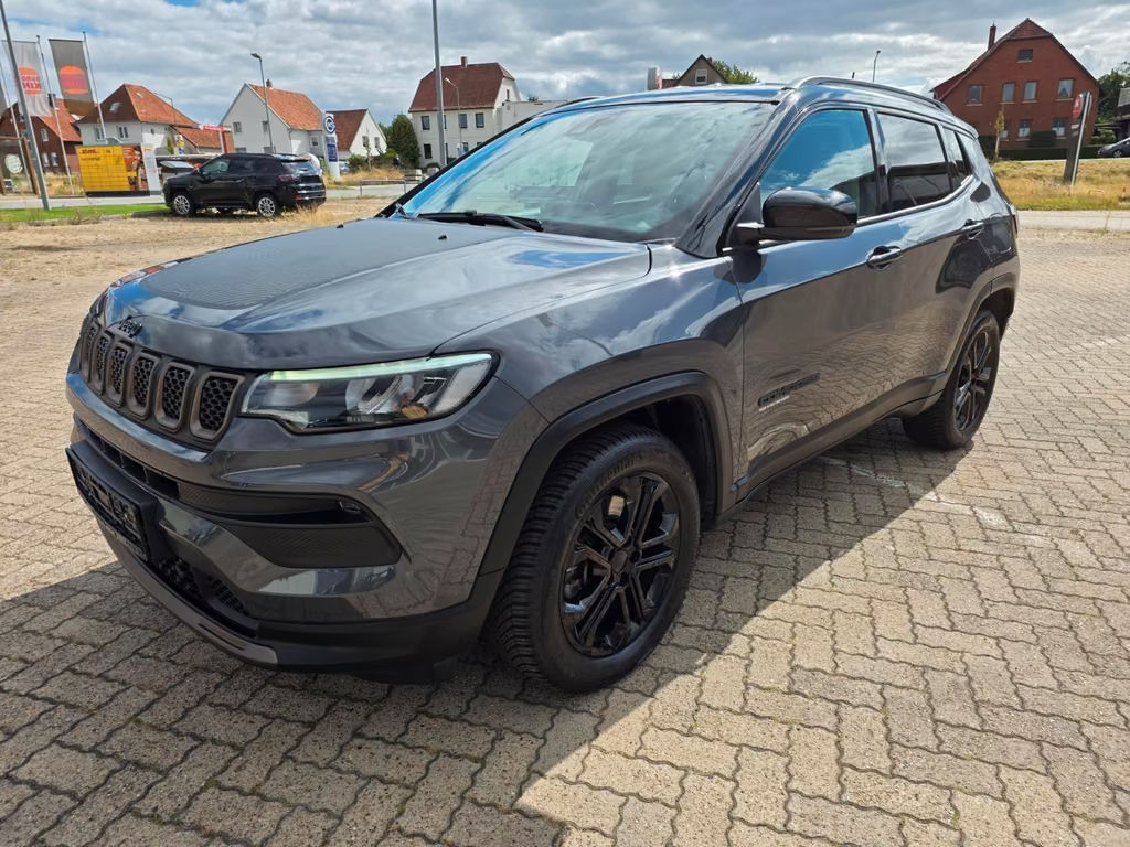 Jeep Compass High Upland *SHZ, ACC, AHK, Navi*