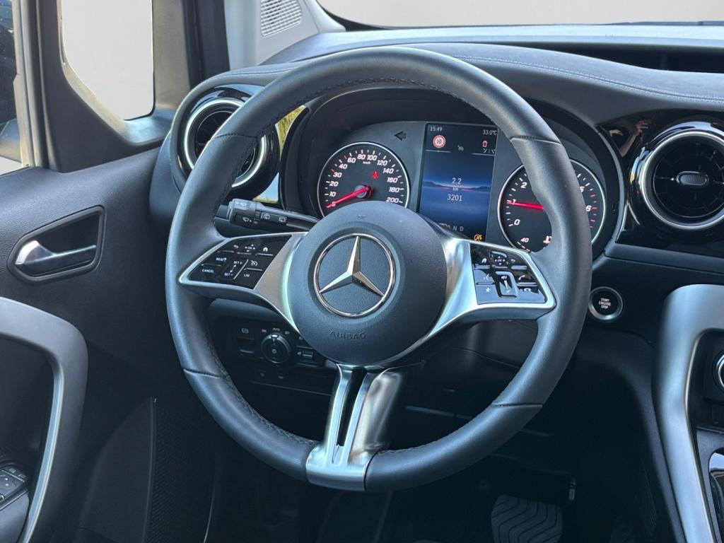 Mercedes-Benz T 180