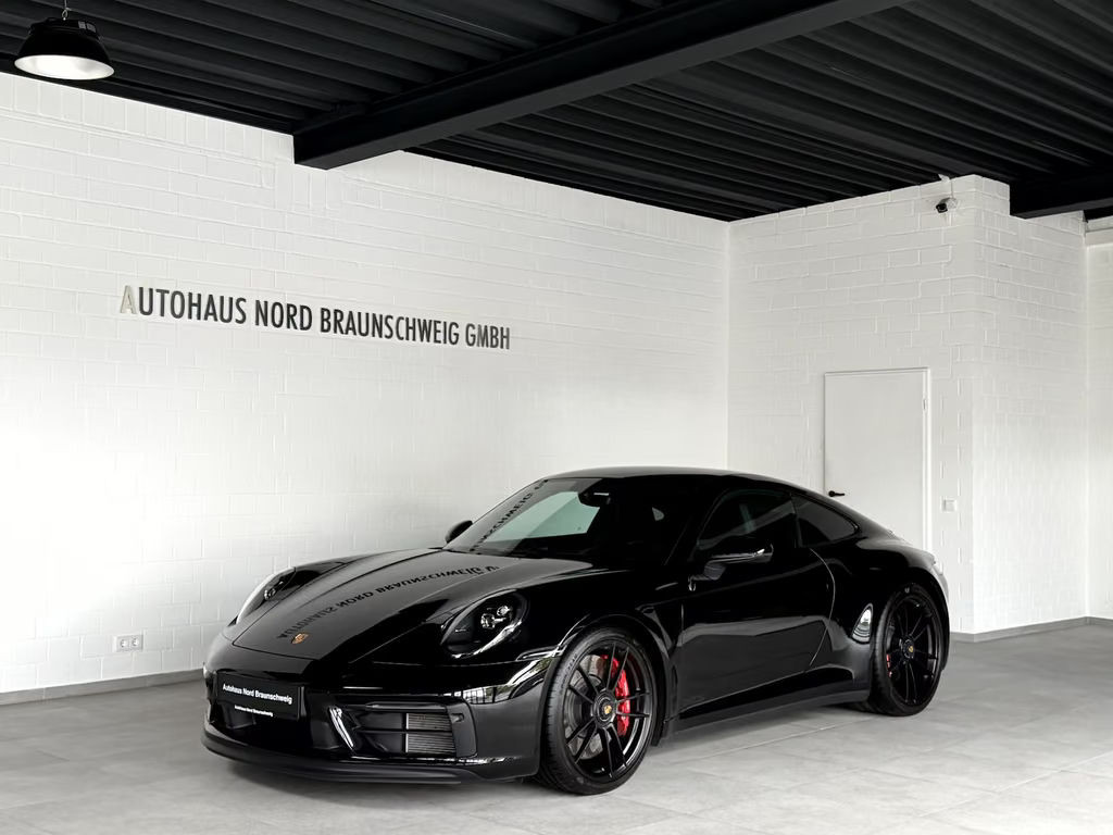 Porsche 911 GTS 992 Carrera