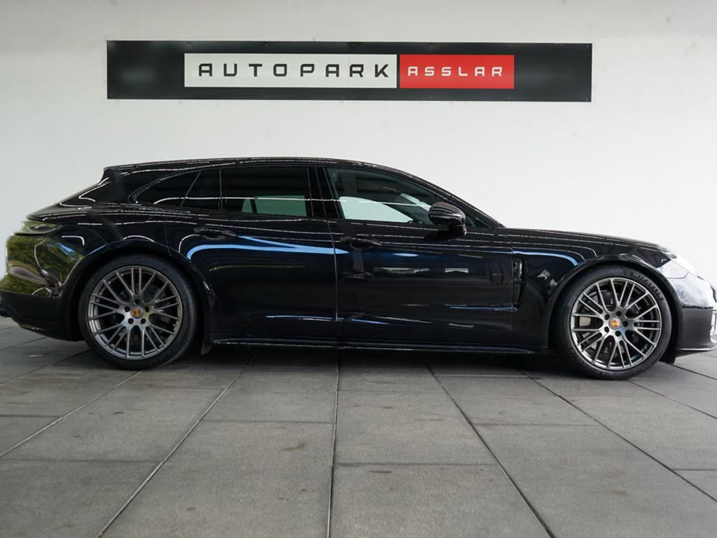 Porsche Panamera GTS Sport Turismo