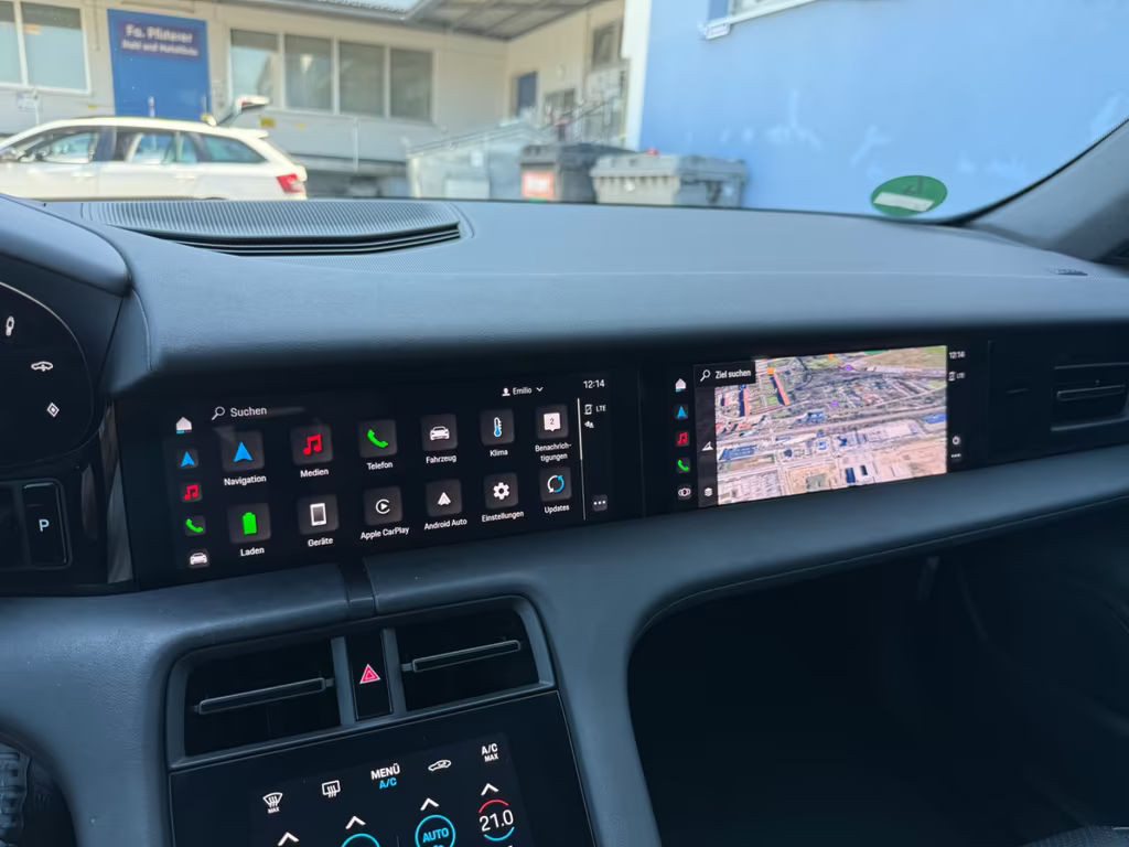 Porsche Taycan