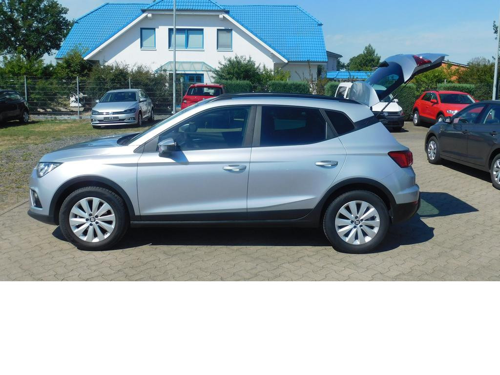 Seat Arona