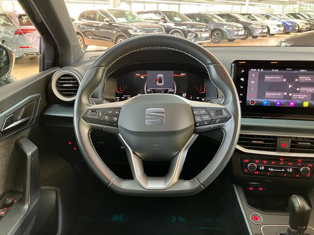Seat Arona