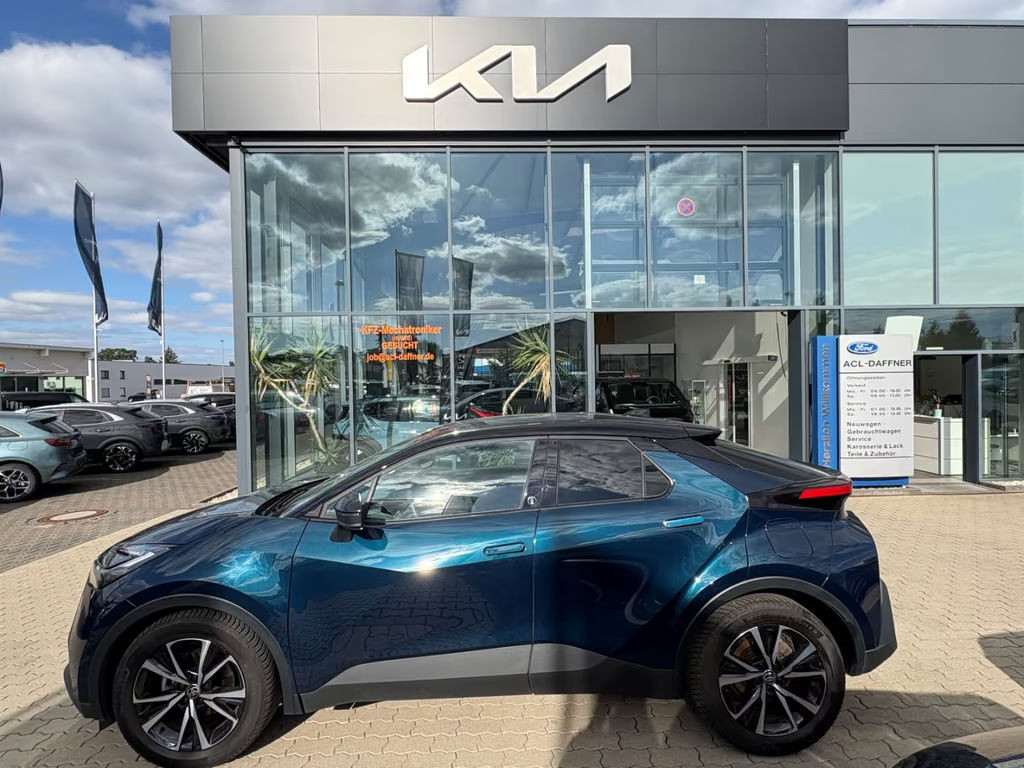 Toyota C-HR Team D Hybride Voorwielaandrijving
