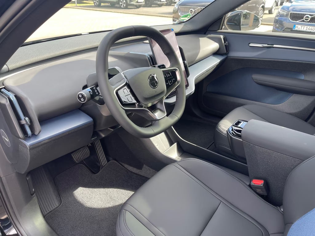 Volvo EX30