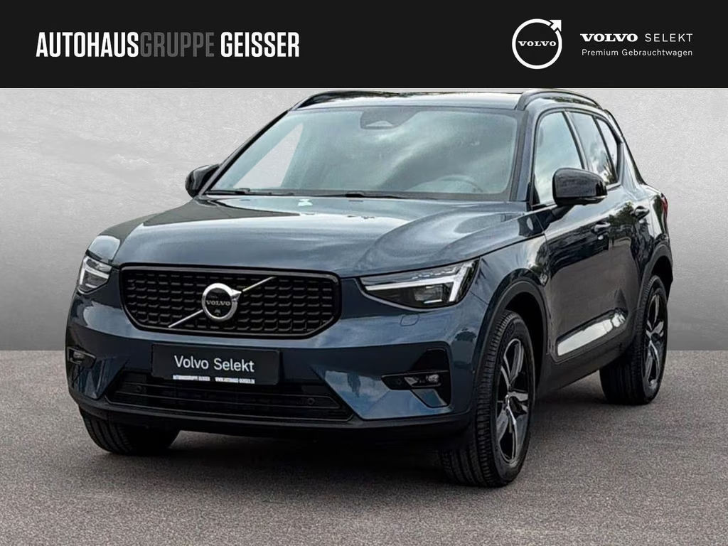 Volvo XC40 Plus Dark