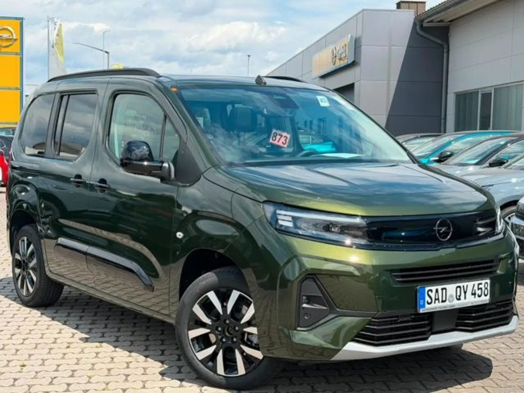 Opel Combo 1.5 Diesel S/S AT8 130PS *HOLIDAY-PAKET*