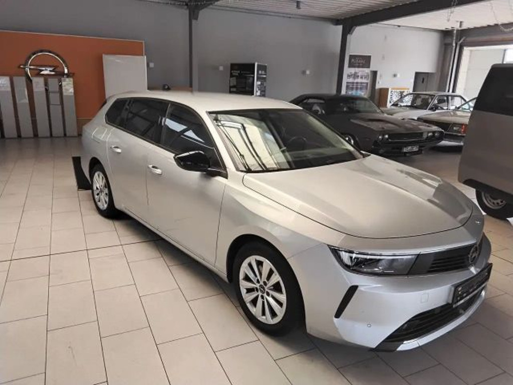Opel Astra top Ausstattung, sparsam, vom Opel Partner