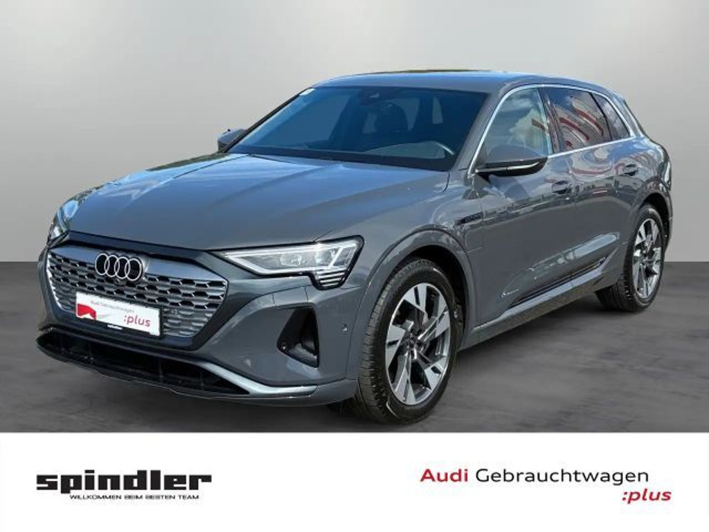 Audi Q8 e-tron Quattro 50