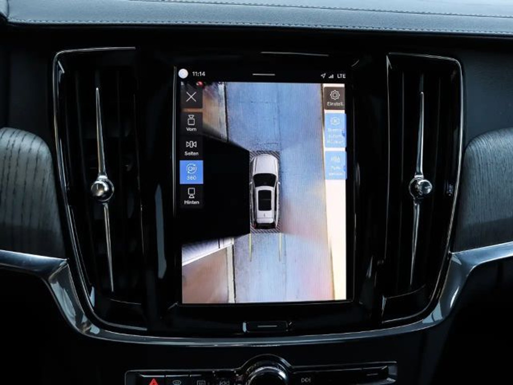 Volvo V90 Cross Country