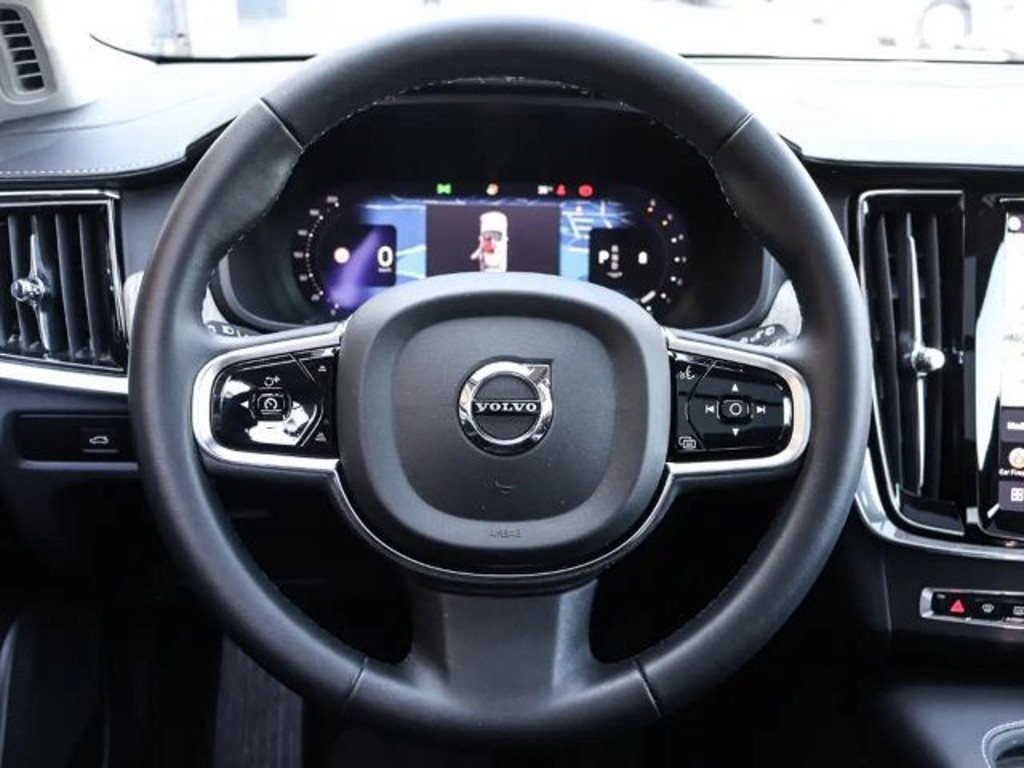 Volvo V90 Cross Country
