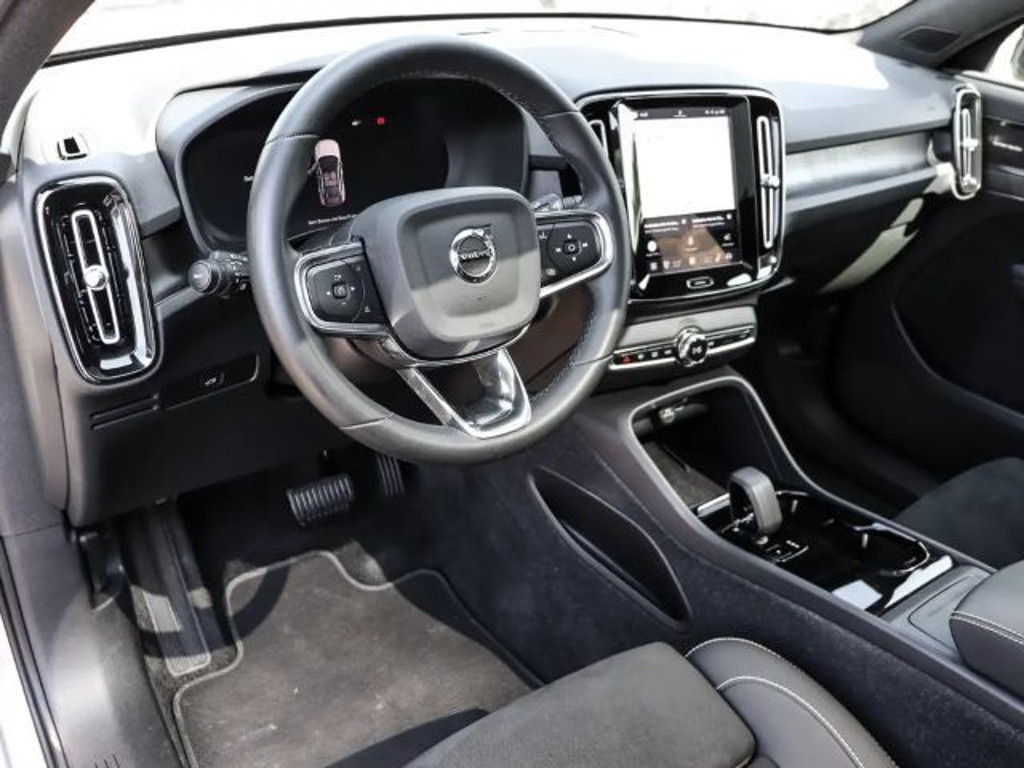 Volvo C40