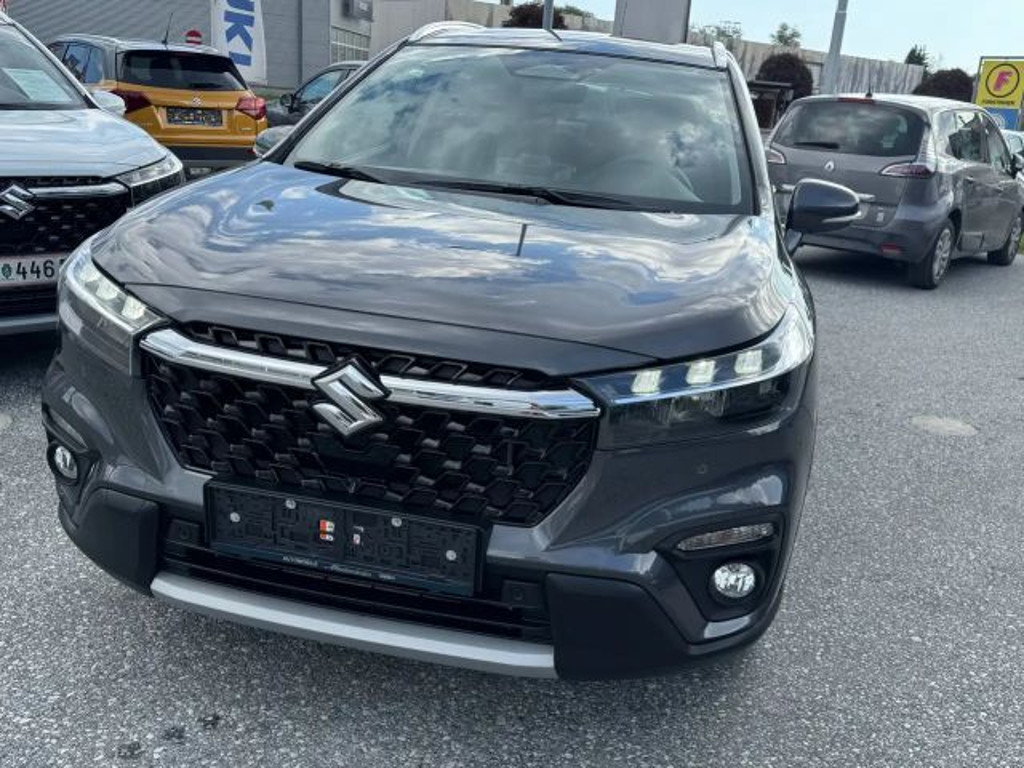 Suzuki S-Cross