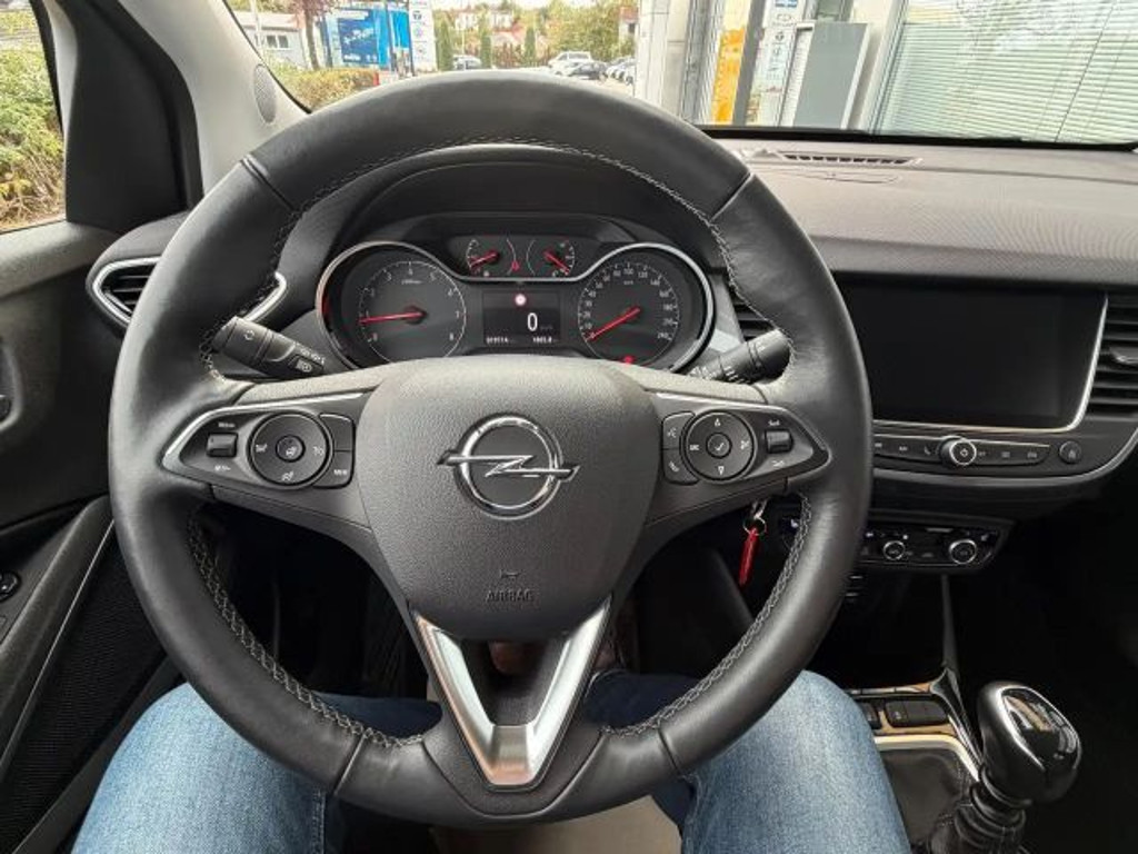 Opel Crossland X