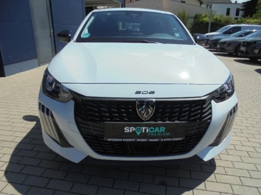 Peugeot e-208