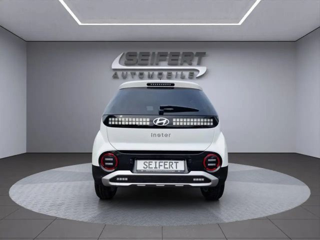 Hyundai INSTER