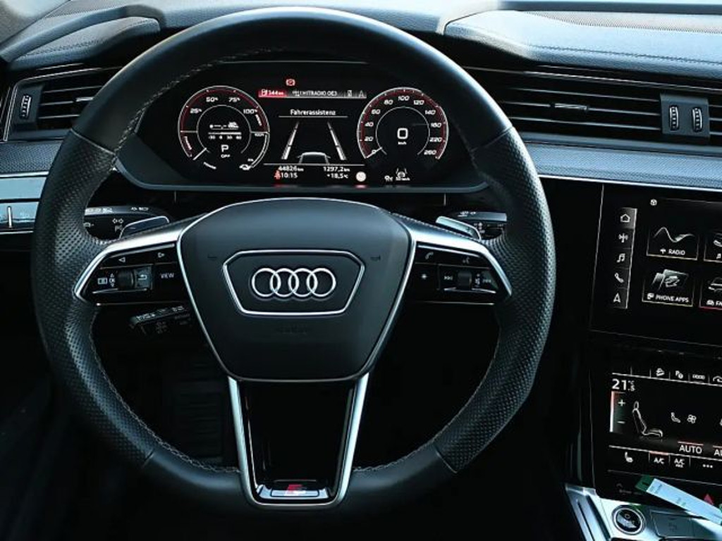 Audi e-tron