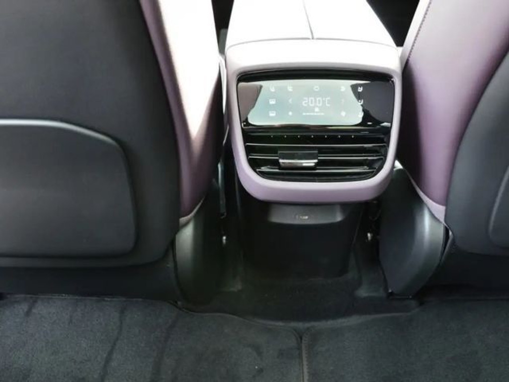 Mazda CX-6e