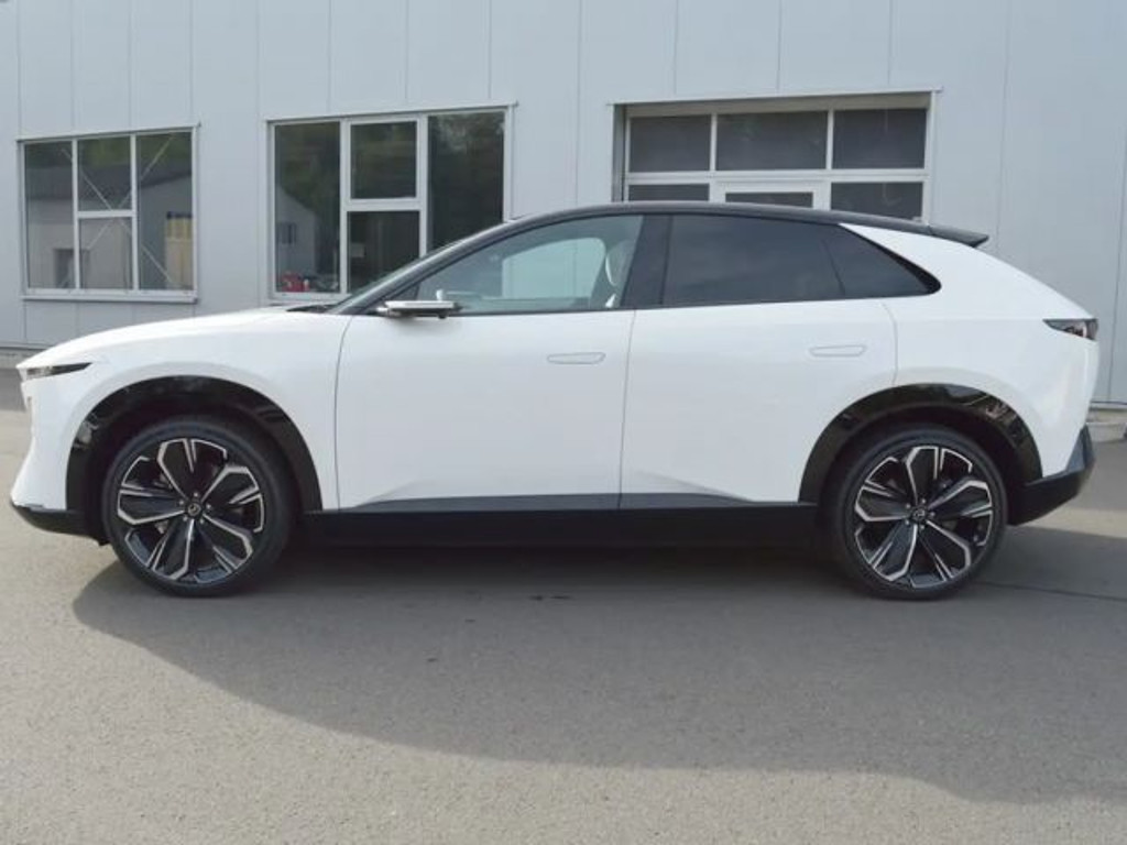 Mazda CX-6e