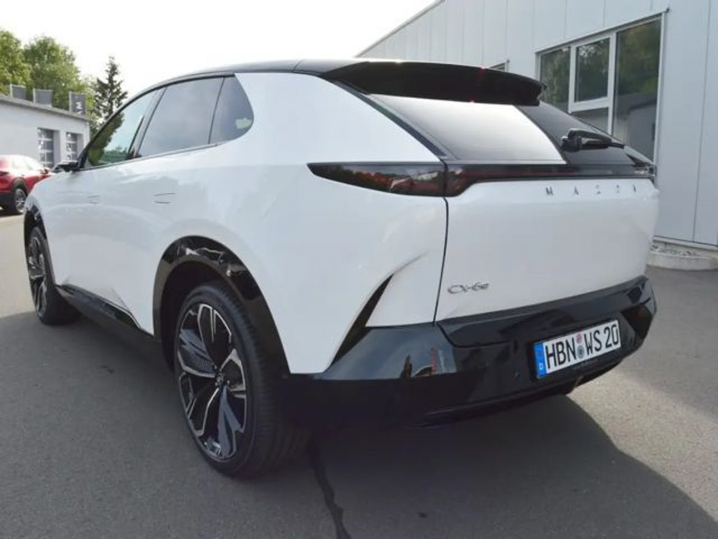 Mazda CX-6e