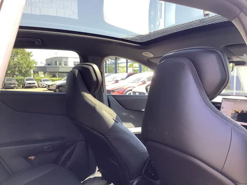 Mazda CX-6e