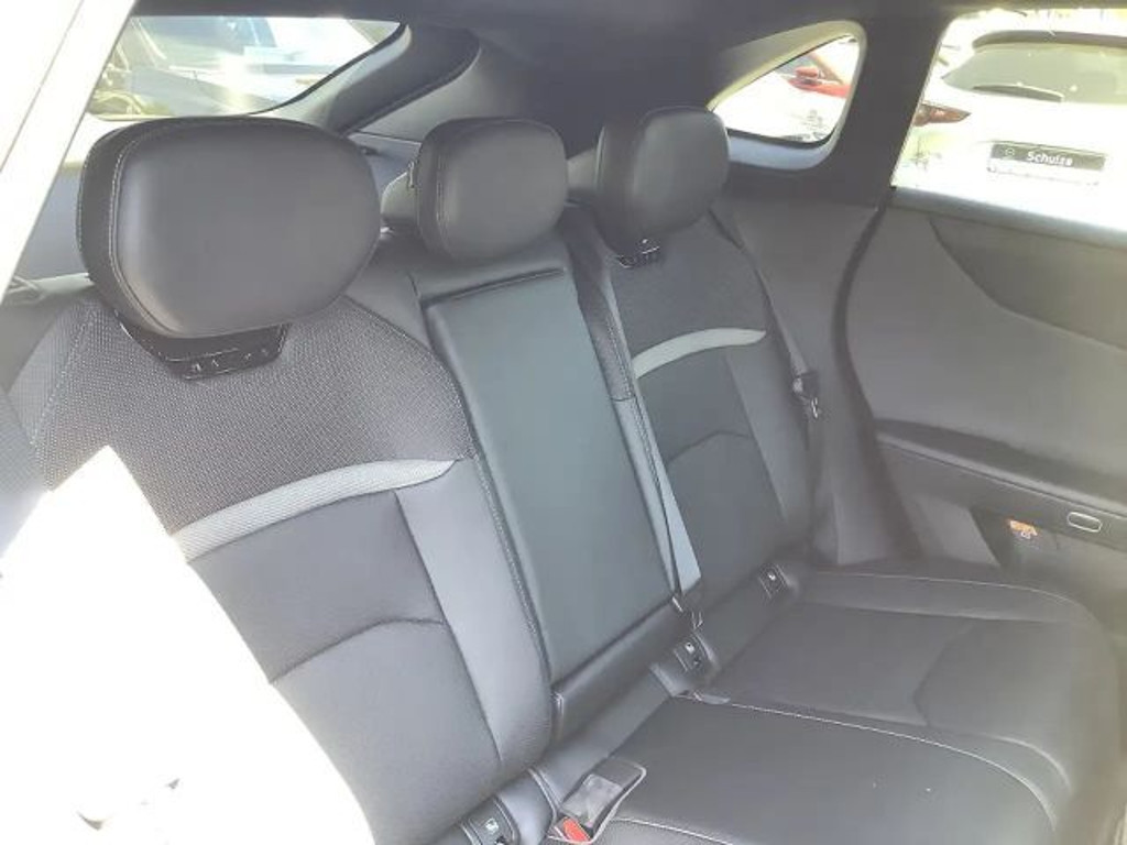 Mazda CX-6e