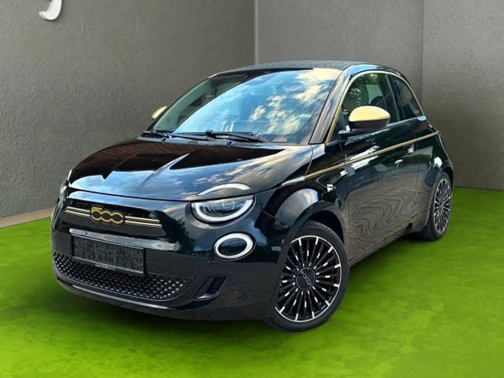 Fiat 500e La Prima