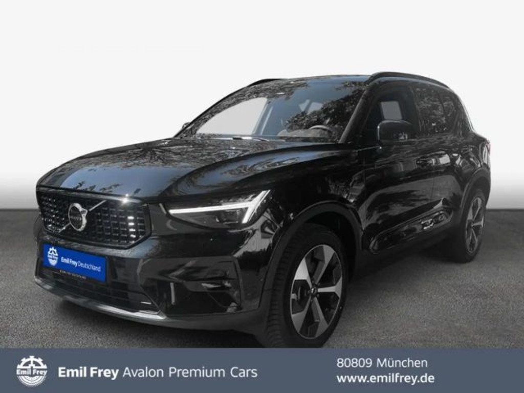 Volvo XC40 Plus Dark